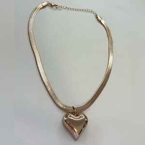 House of Harlow gold heart necklace